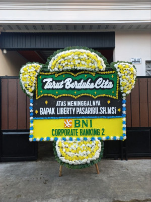Papan Bunga Duka di Ungkal