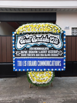 Papan Bunga Duka di Ungkal